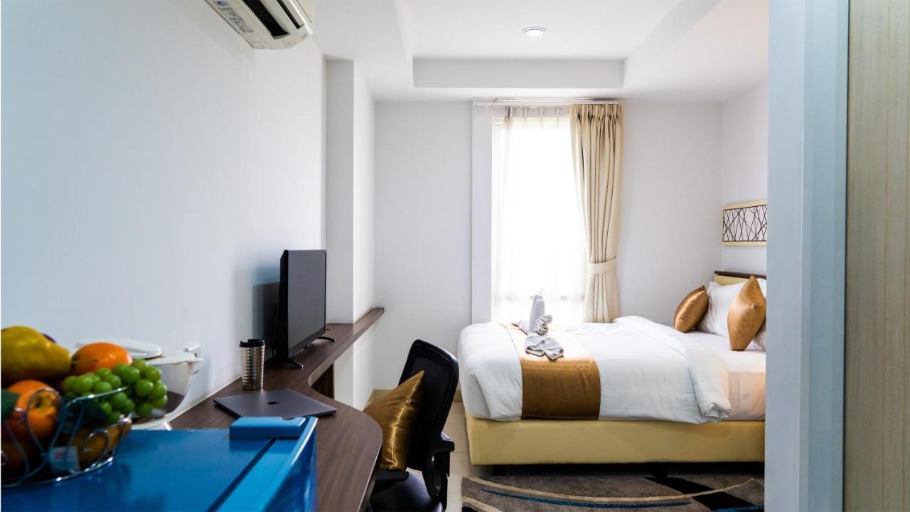 Azalea Suites Cikarang By Jayakarta Group Bekasi Luaran gambar